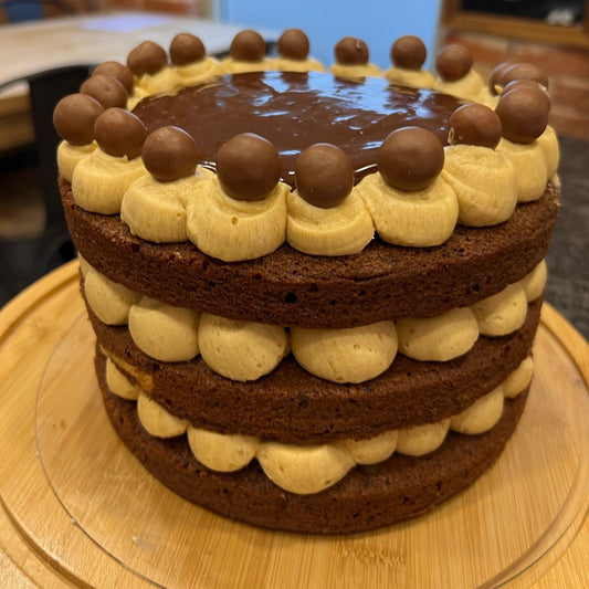 Malteaster Cake